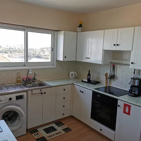 Must - Sea & Salt Panoramic View Apt Larnaca